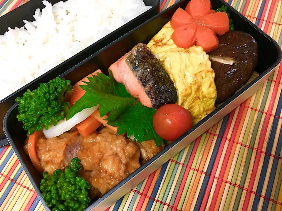 201807049🍱今日の旦那さん弁当🍱
 #旦那さん弁当  #人参の飾り切り  #にんべんだしアンバサダー|akiyo22さん