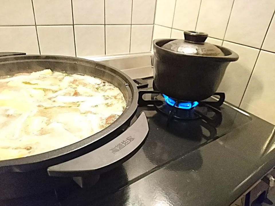 休日の晩御飯の準備♪
茸の炊き込みご飯と、豚しゃぶ～|yokoさん