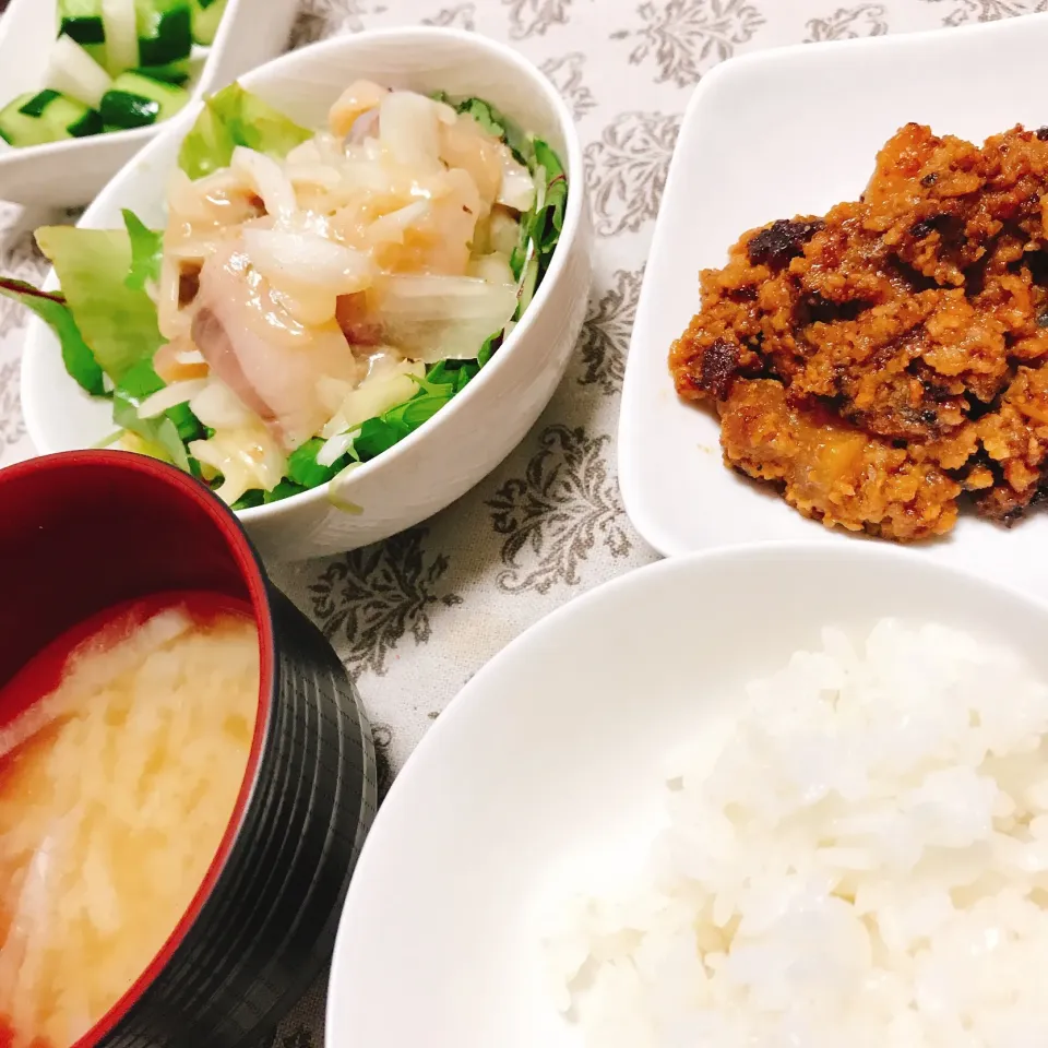 #和風カルパッチョ 
#大根肉味噌炒め|𝕜𝕪𝟙𝟘𝟚𝟘𝟙𝟠さん