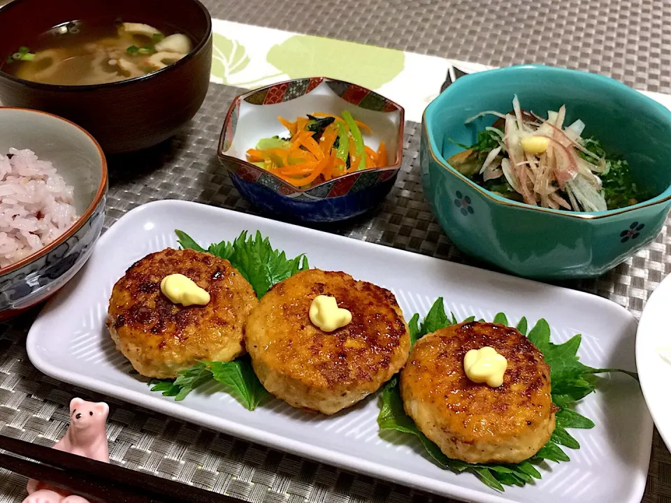 鶏ひき肉の照り焼きハンバーグ＆なすの煮びたし|miyueさん