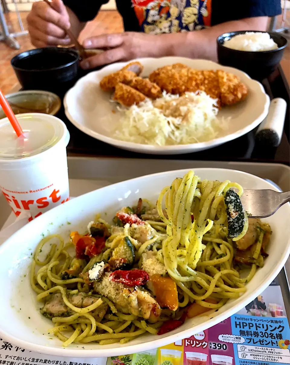 夏野菜ラタトゥイユとグリルチキン ジェノベーゼ🍃|ゆかりさん