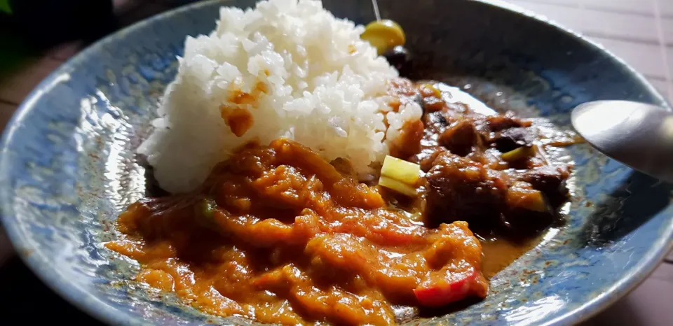 ルーにカクテルを使ったお洒落なカレー|ペリカンさん