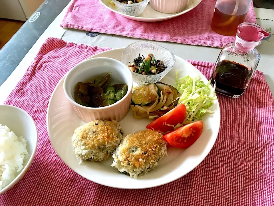 ひじきと大豆のサラダコロッケのご飯|みよさん