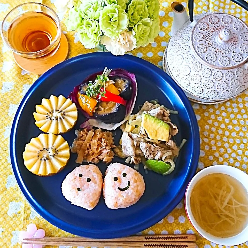 娘の朝ごはん🍚|苺ママキッチンさん