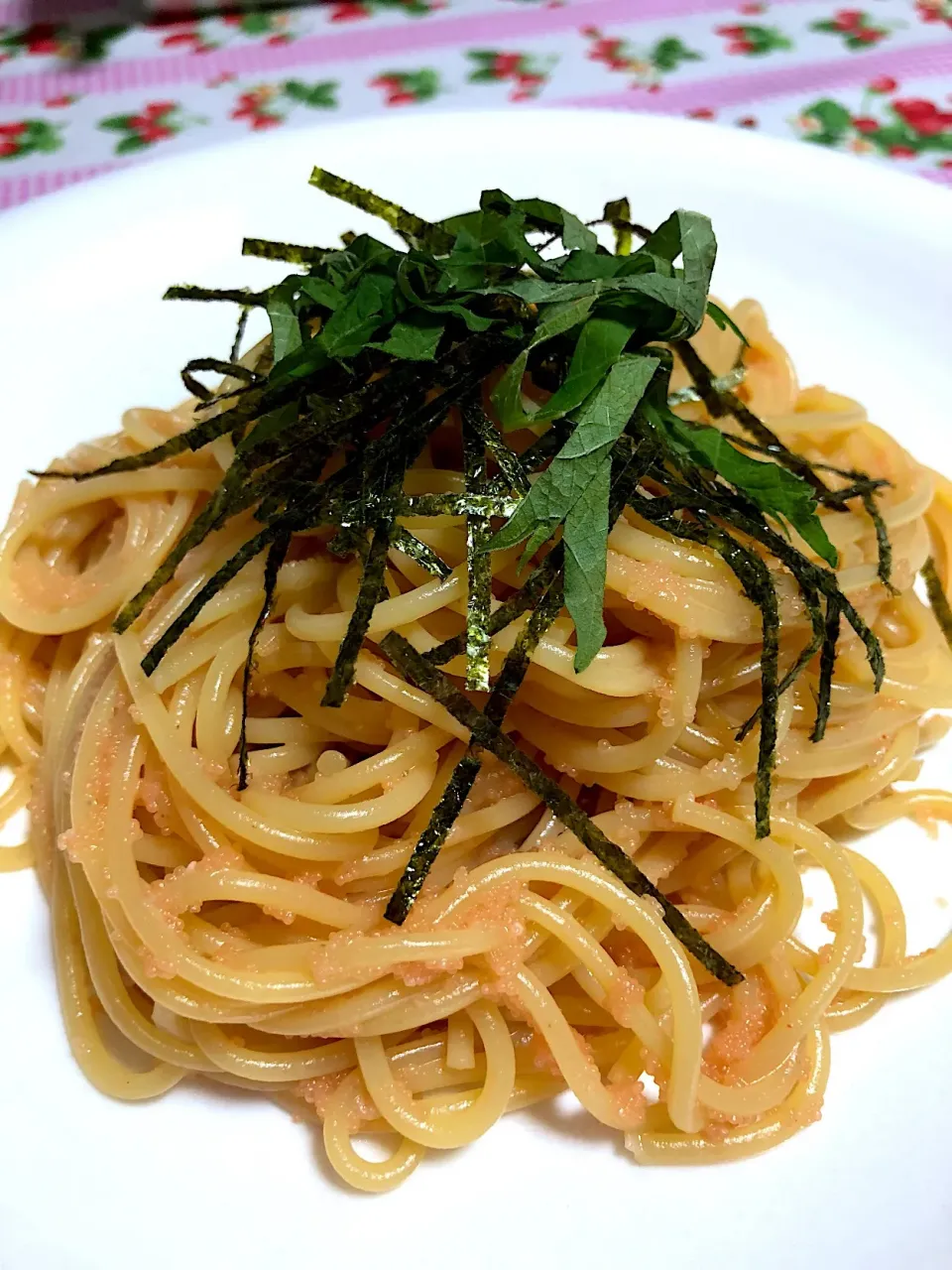 Snapdishの料理写真:#明太子パスタ 🍝#大葉#海苔のせ|akiさん