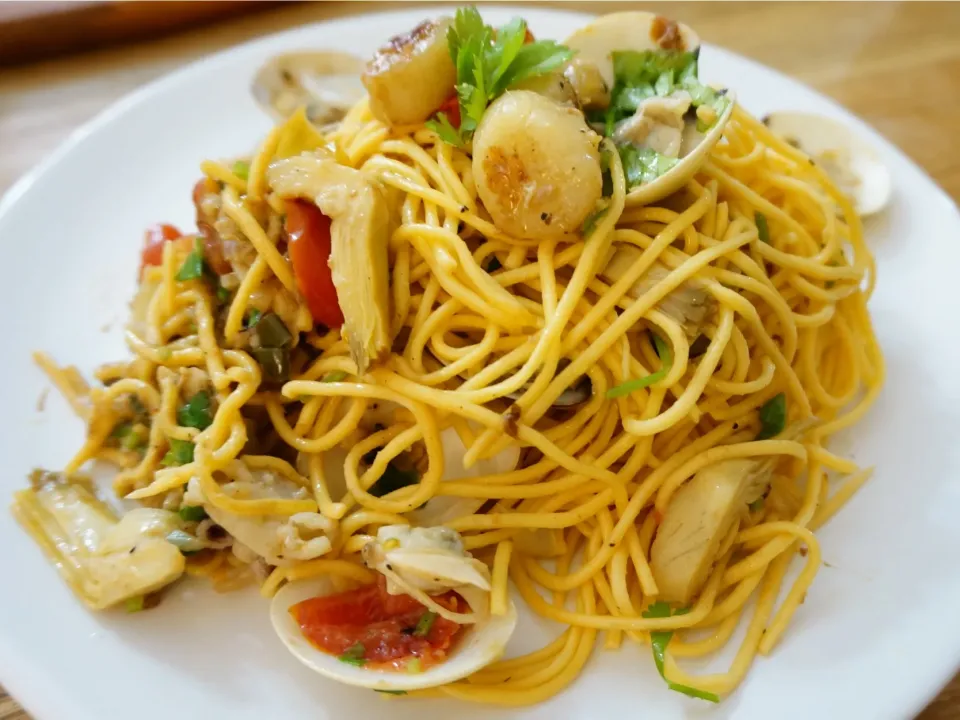 Spaghetti with seafood and Artichoke|Jessie Shareさん