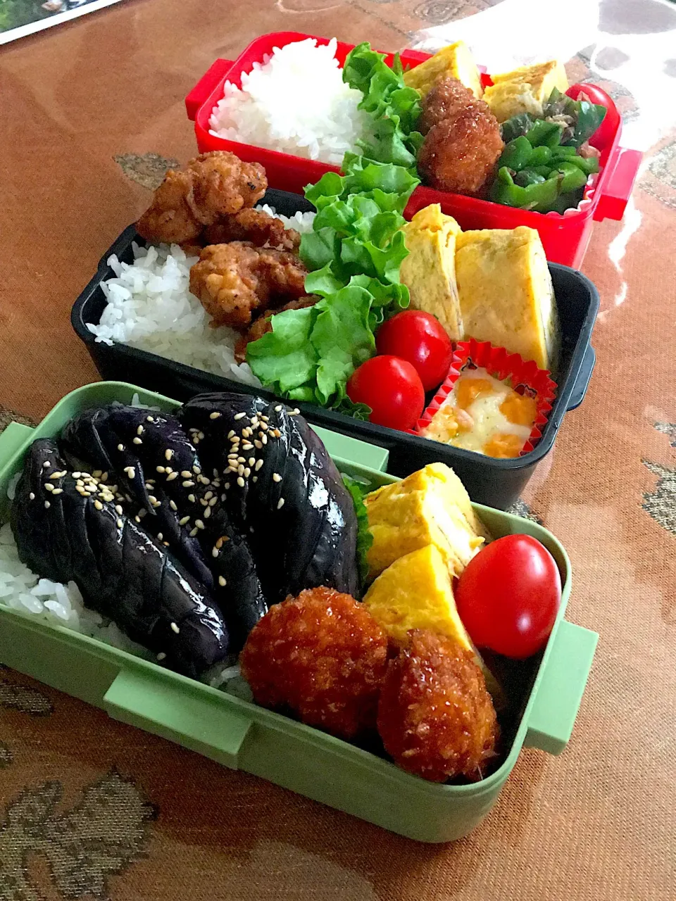 #お昼ごはん  #お弁当#茄子弁 

7.7 主人と息子と息子のお弁当🍱|renharuruさん