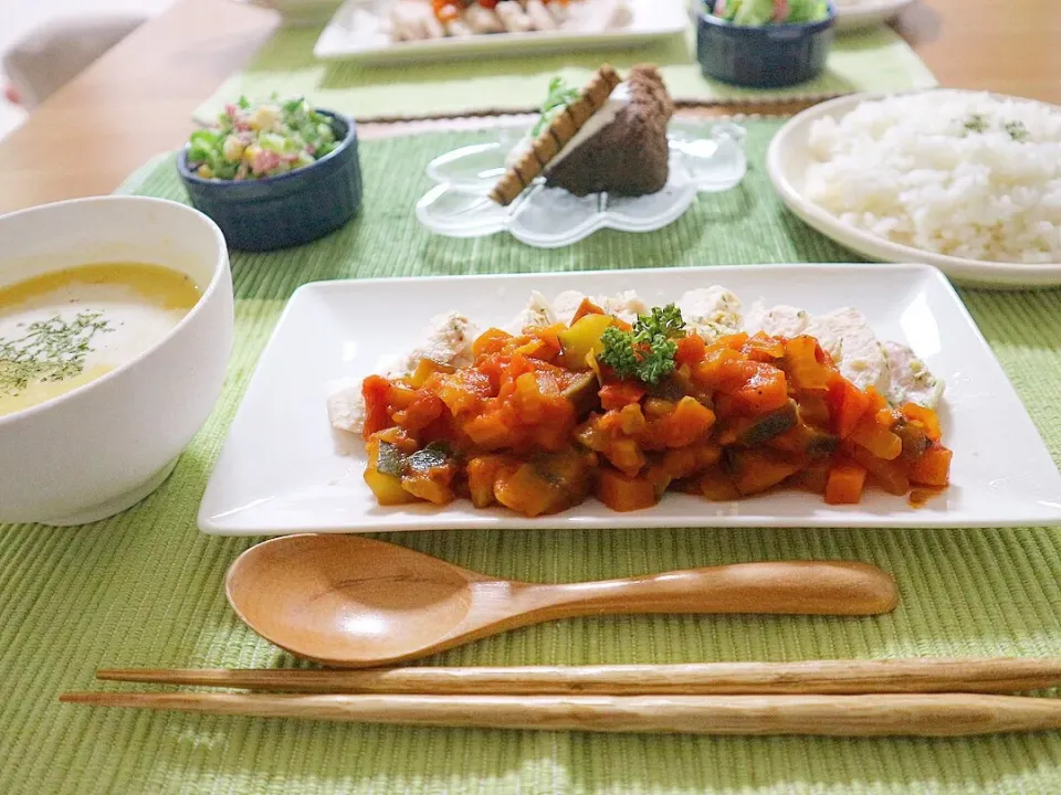 鶏ハムのラタトゥイユソースで晩ご飯|mikiteeee52さん