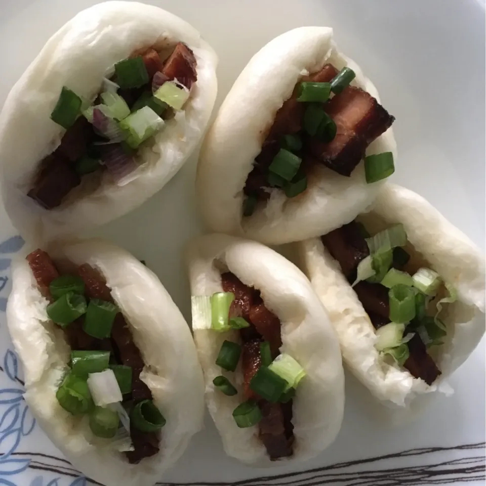 Snapdishの料理写真:Leaf buns with char siew|Ong Sor Fernさん