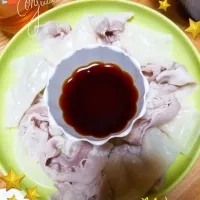 Snapdishの料理写真:餃子の皮INしゃぶしゃぶ|まむちょこさん