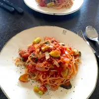 Snapdishの料理写真:夏野菜トマトパスタ🍝|Yoshitada Nakataさん