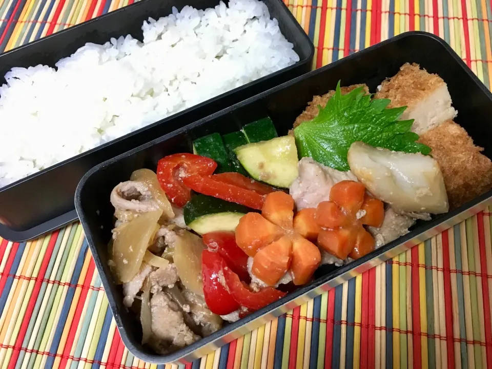 20180709🍱今日の旦那さん弁当🍱
 #人参の飾り切り  #旦那さん弁当  #やっぱ和食でしょ！  #昼ごはん|akiyo22さん