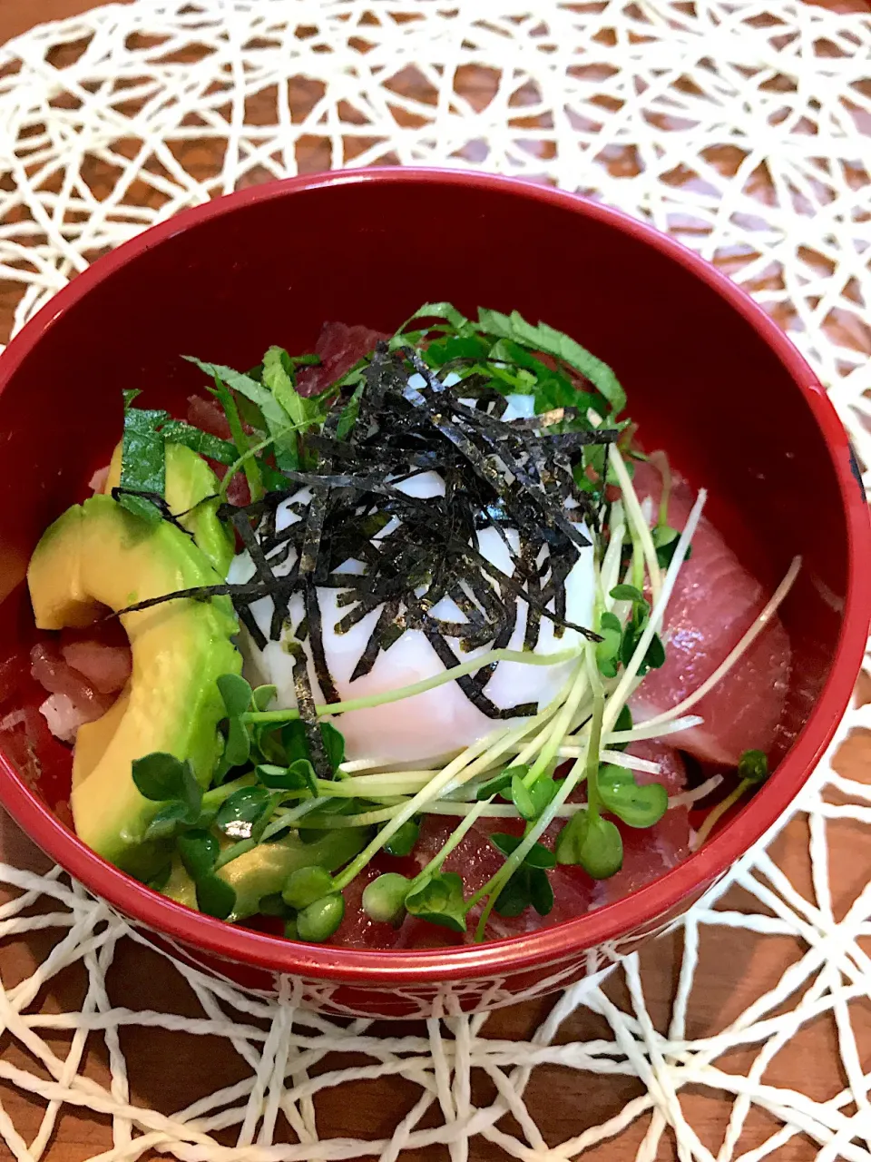 漬けマグロアボカド丼|アパッチさん