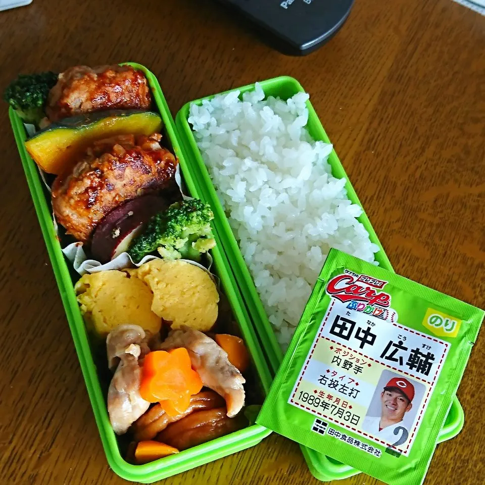 7/9ミニハンバーグとさつま揚げの煮物のお弁当|Reikoさん