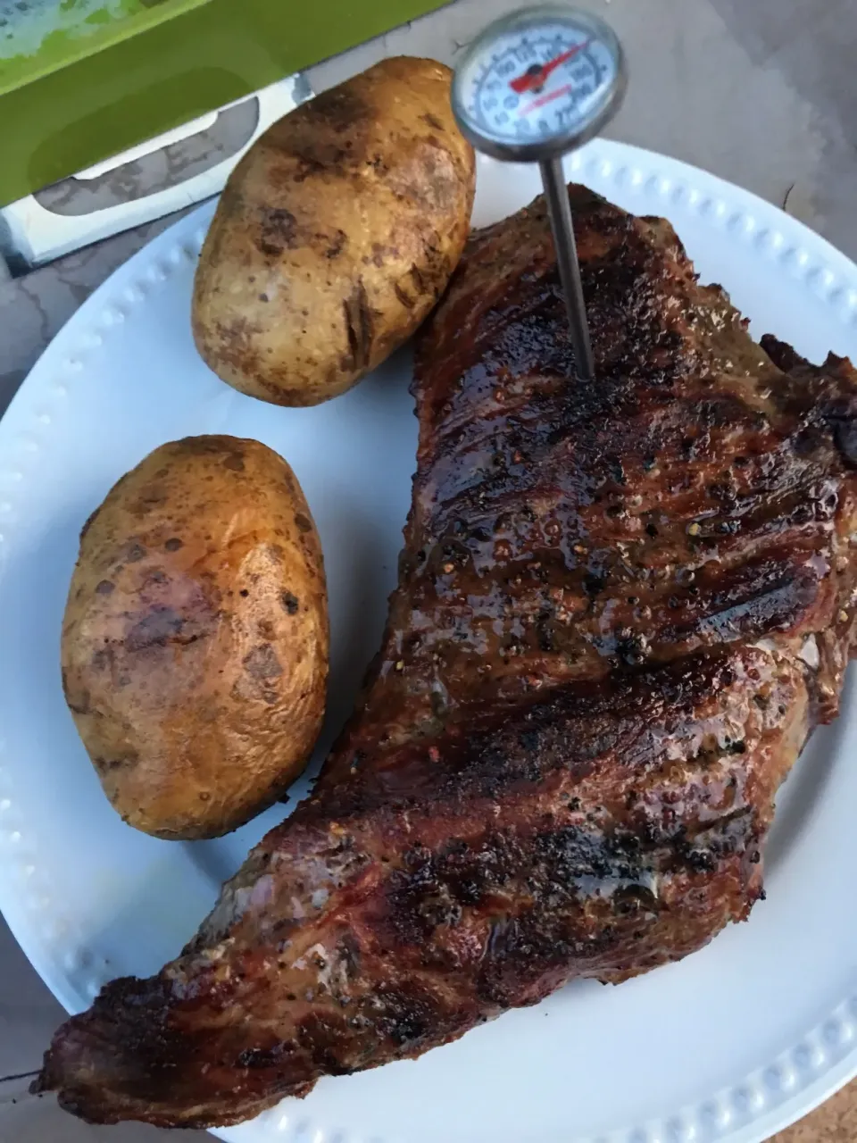 Grilled tritip and grilled potato 🥔|Garthoneさん