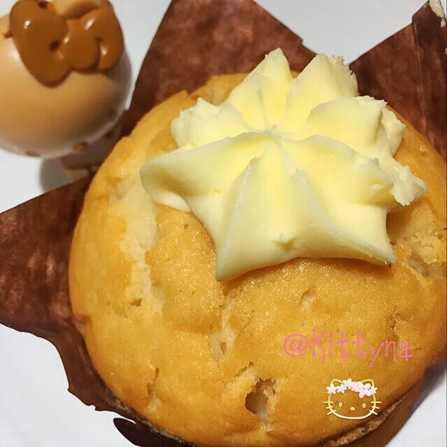 Snapdishの料理写真:Victoria sponge muffin 🥧|🎀Kittyna🌸さん