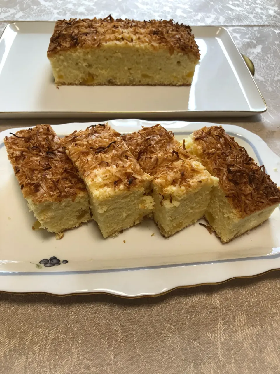 Snapdishの料理写真:ココナッツのケーキ|マカロンさん