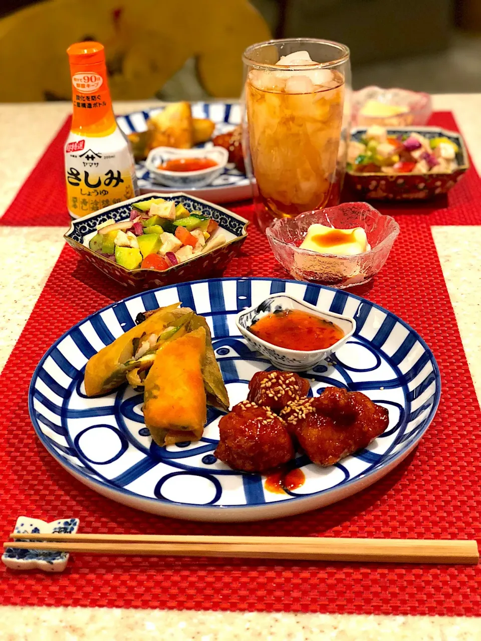 カラフルチキンサラダ🥗
甘辛チキン🍗海老🦐チーズ🧀春巻き|Mayumiさん