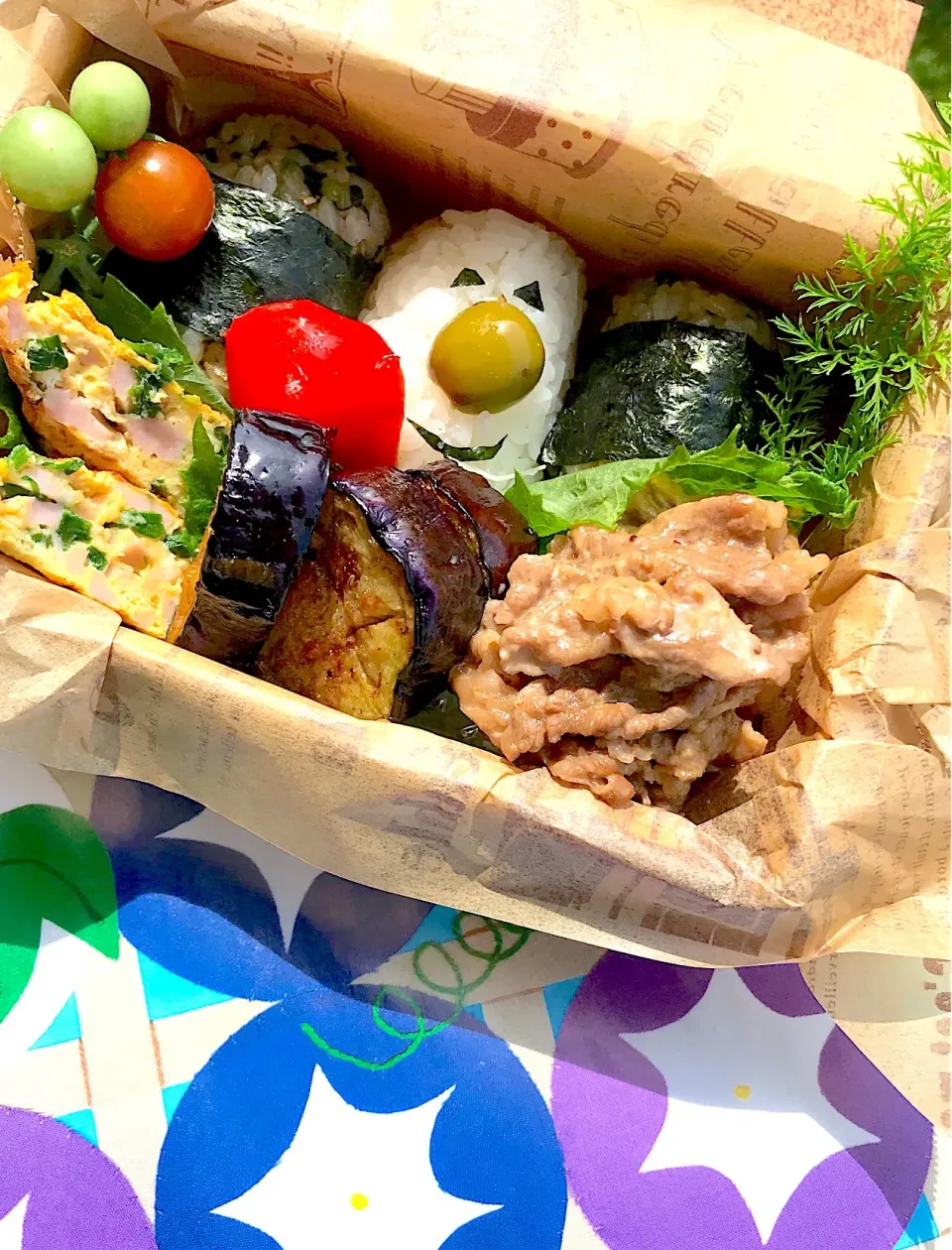 LaLamamaさんの料理 おにぎり弁当🍙#笑顔のおにぎり⁇シュトママ  初キャラ弁🍱 オラフにみえる？💦😱|シュトママさん