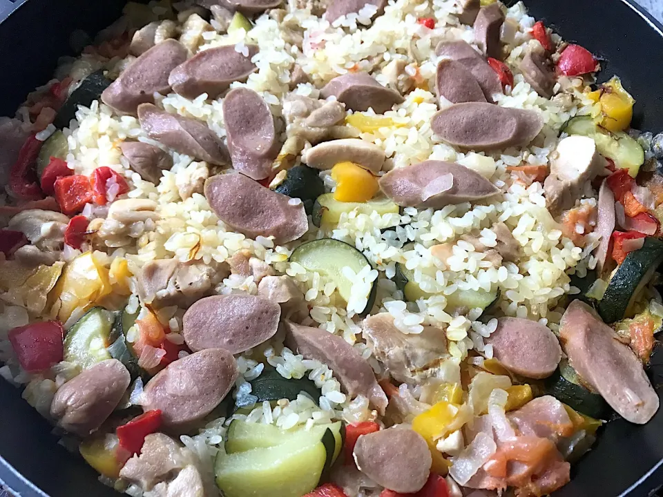 Chicken & sausages paella|yeni kartikasariさん