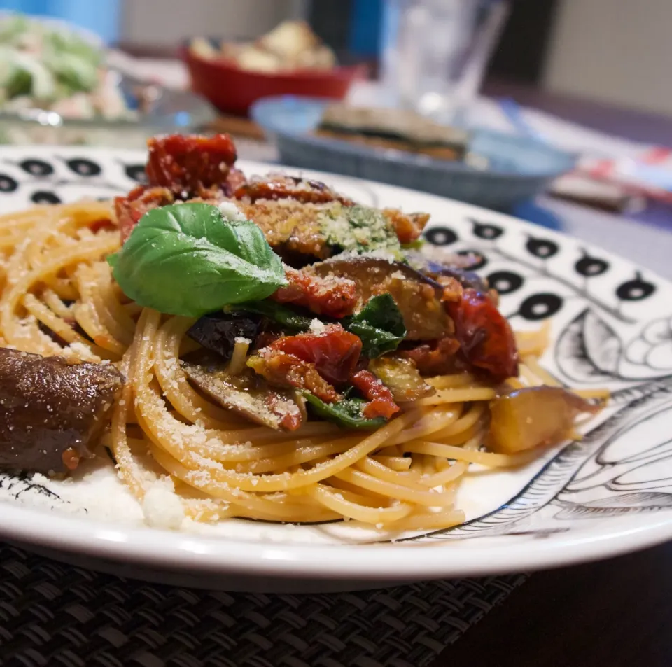 Snapdishの料理写真:茄子とトマトのパスタ|麻紀子さん