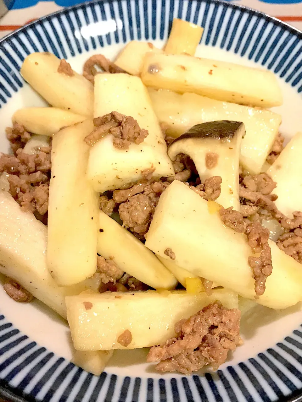 長芋と合挽き肉の炒めもの|トモさん