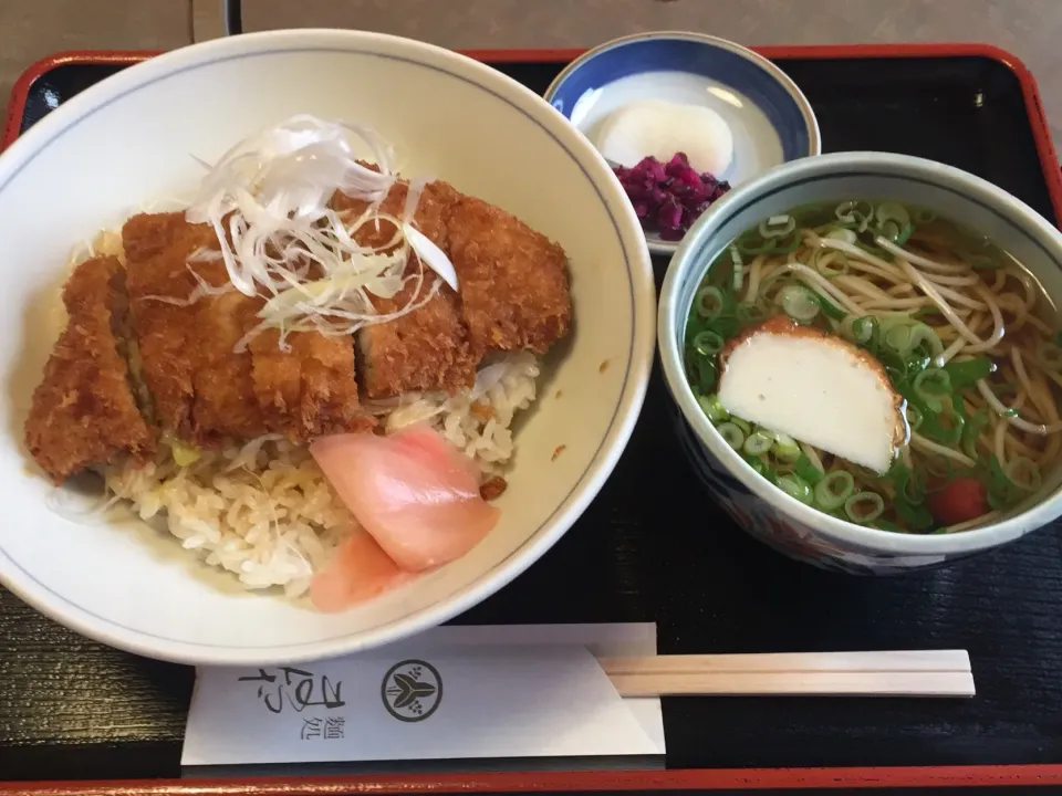 カツ丼|愛ペガさん