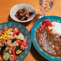 Snapdishの料理写真:#カレー 
やっぱりカレーは大好物😋|yakkooさん