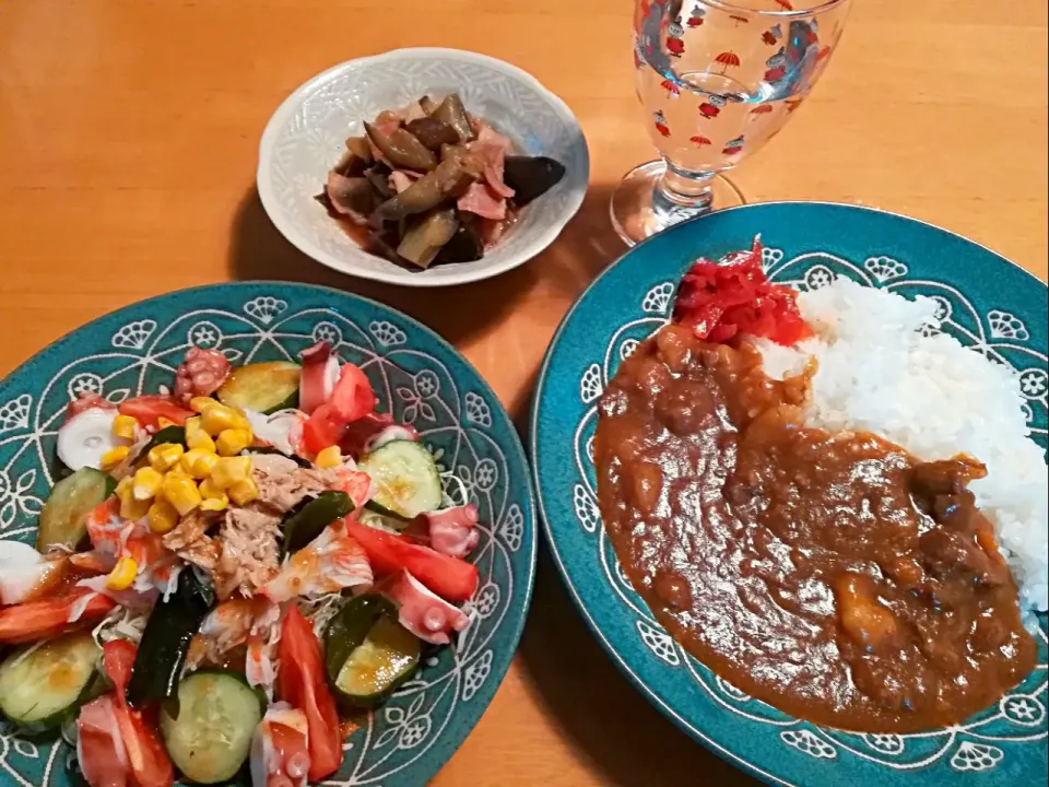 Snapdishの料理写真:#カレー 
やっぱりカレーは大好物😋|yakkooさん