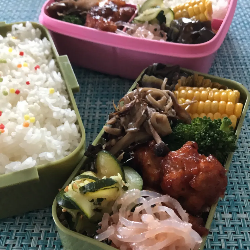 今日のお弁当🍱
鶏のケチャップ炒め

金曜日
今週もあとひと頑張り
笑顔で
まいりましょう٩(^‿^)۶ 

今日も気をつけて
いってらっしゃい👋😊|mokoさん