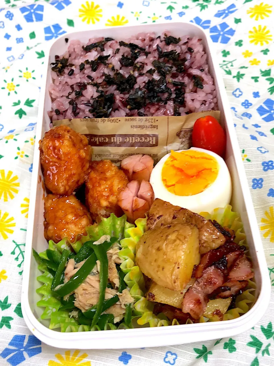 7.13☆旦那弁当
唐揚げ(冷凍食品)
ウィンナー
ゆで卵
ジャーマンポテト
無限ピーマン|のん∞さん