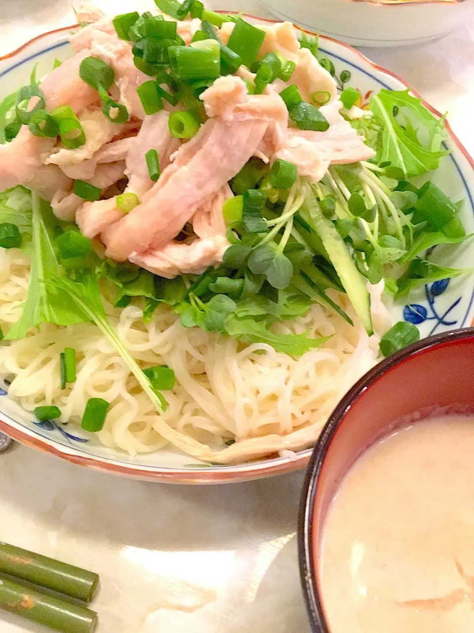 蒸し鶏のサラダそうめん 豆乳ゴマだれ|アプリールクッキングスタジオさん