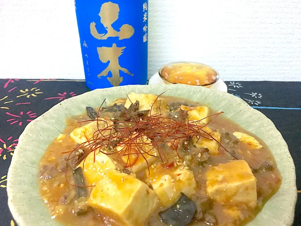 Snapdishの料理写真:馬婆豆腐
山本 純米吟醸 ドキドキ（秋田）|藤井裕之三号店さん