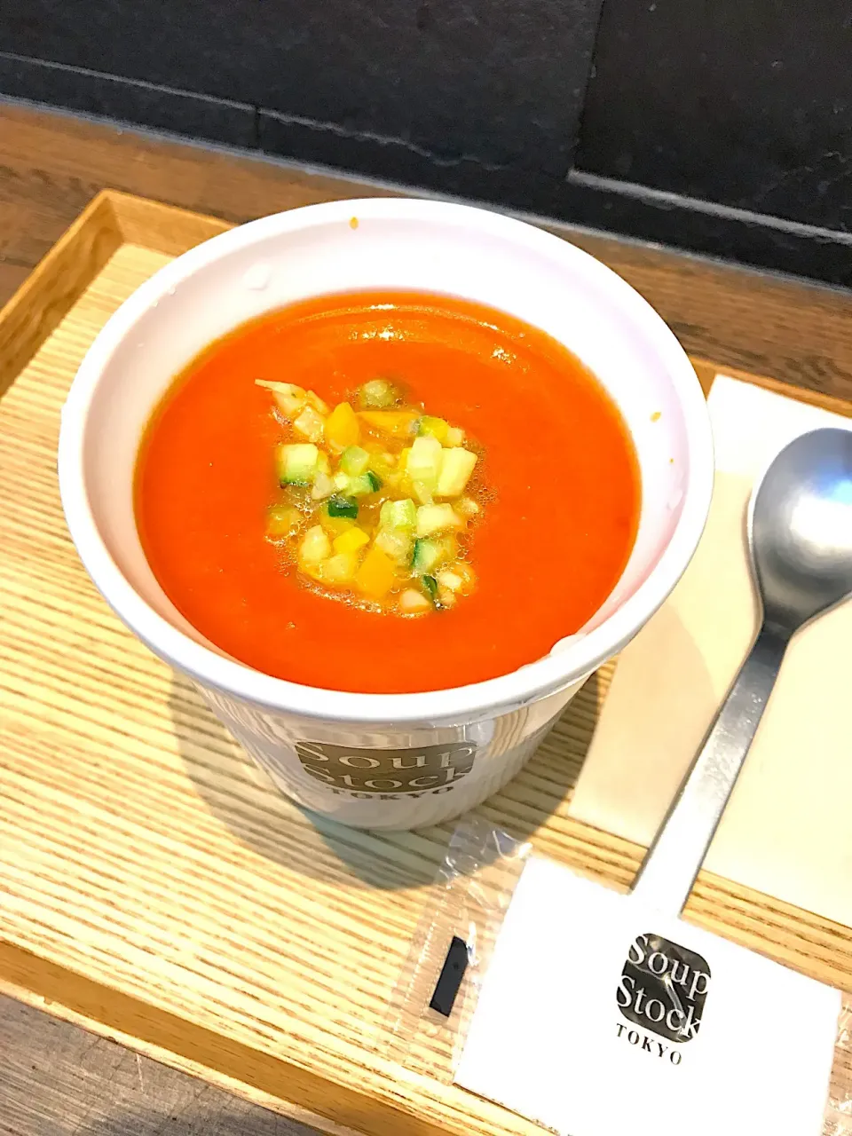 Snapdishの料理写真:【ランチ】トマトと夏野菜のガスパチョ|sayaさん