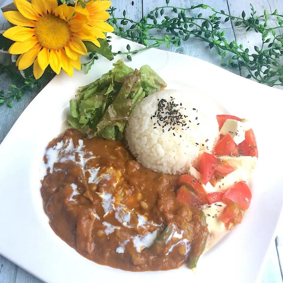 鯛出汁の効いたルーでカプレーゼカレー🍛|夢ーテルさん