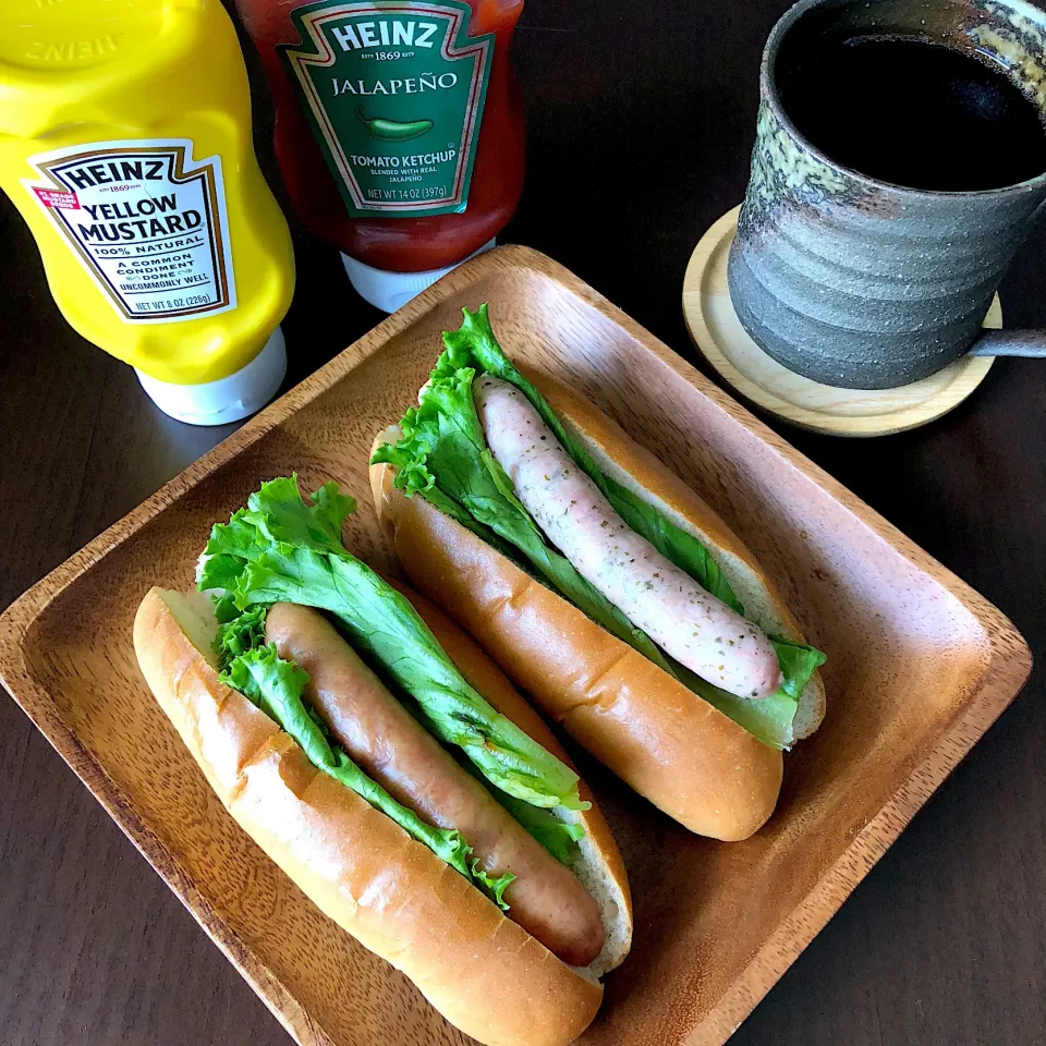 Snapdishの料理写真:ホット🌴ドッグ🐶|Jean Nobyさん