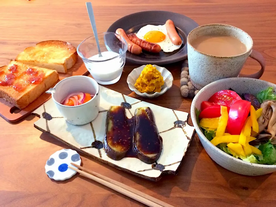 いつもの休日朝ごはん♫ かぼちゃとくるみのヨーグルトサラダ他|こんぶさん