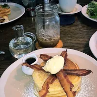 Snapdishの料理写真:American Pancakes|Aida Solomonさん