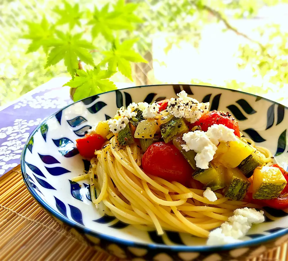 昼ごはん  トマトとズッキーニのラタトゥイユ、からのパスタ|砂雪さん