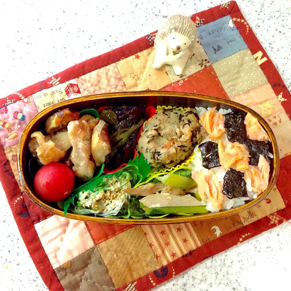 Snapdishの料理写真:今日のお弁当😊 #旦那弁当  #わっぱ弁当  #地味弁|naonaomimichanさん