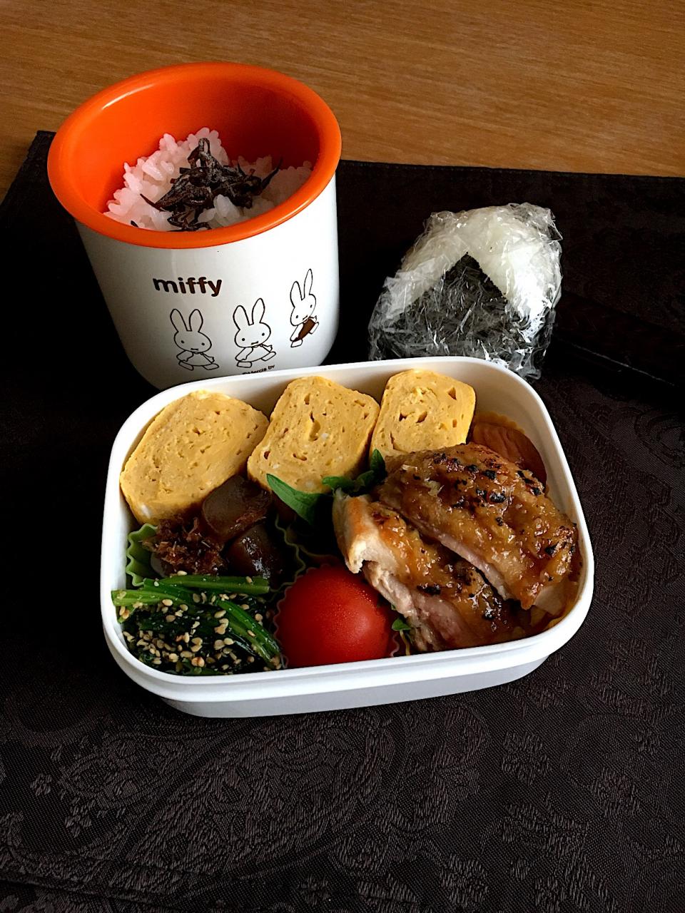 鳥のシンプル和弁当