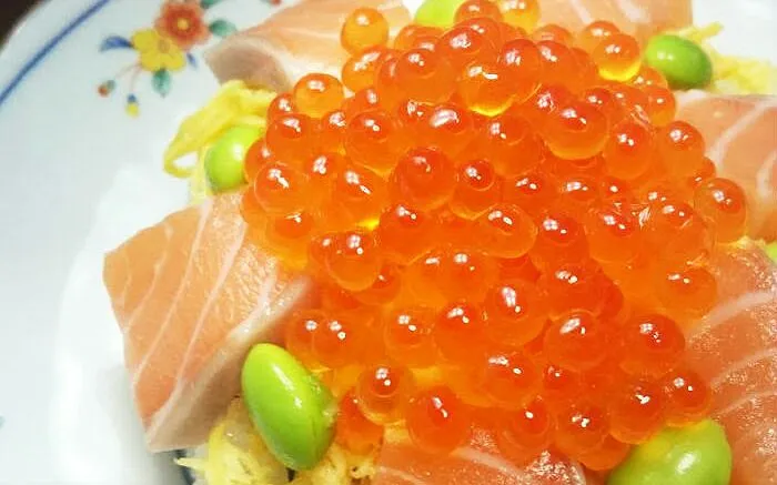 サーモンの親子ちらし寿司|主夫Pさん