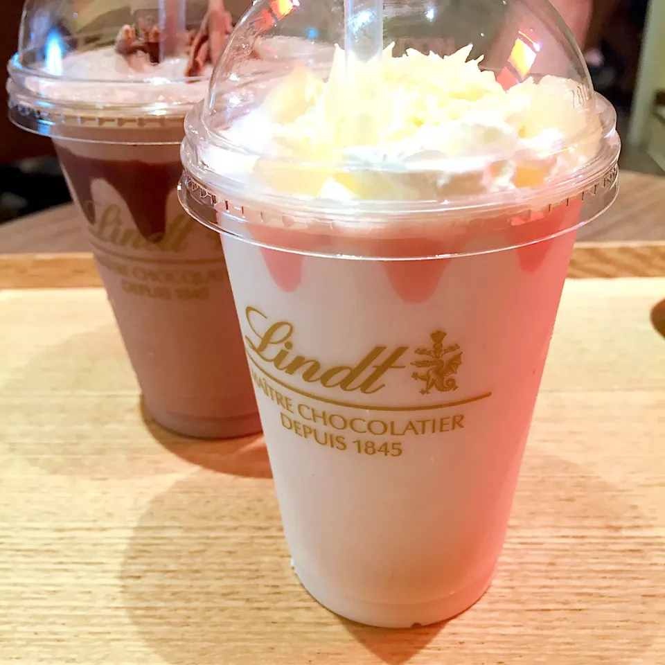 リンツ ピーチ ホワイトチョコレート アイスドリンク #リンツ #Lindt|ももさん