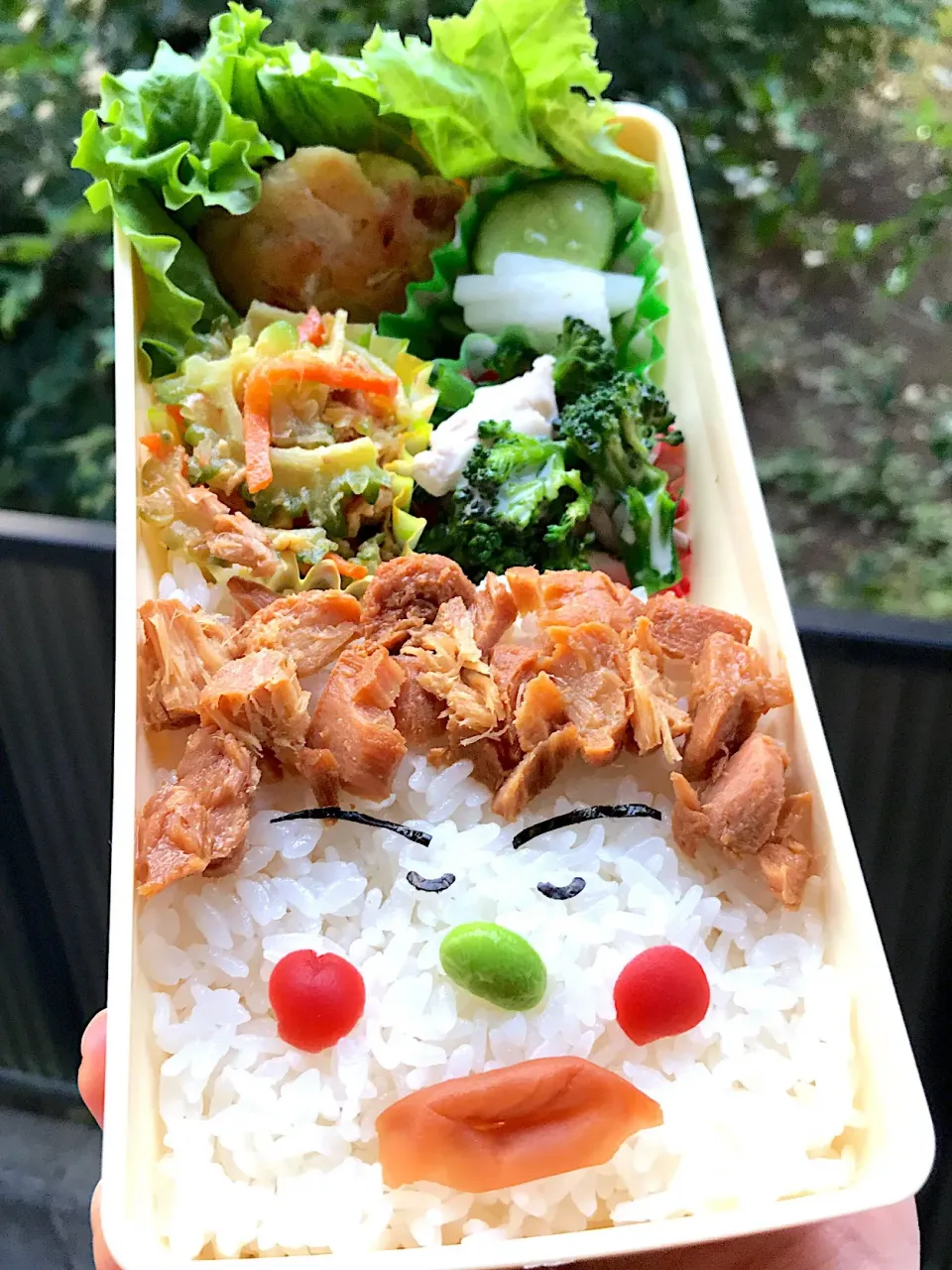 お弁当〜🍱
社会人2年目の次女🍱|まんぞーさん