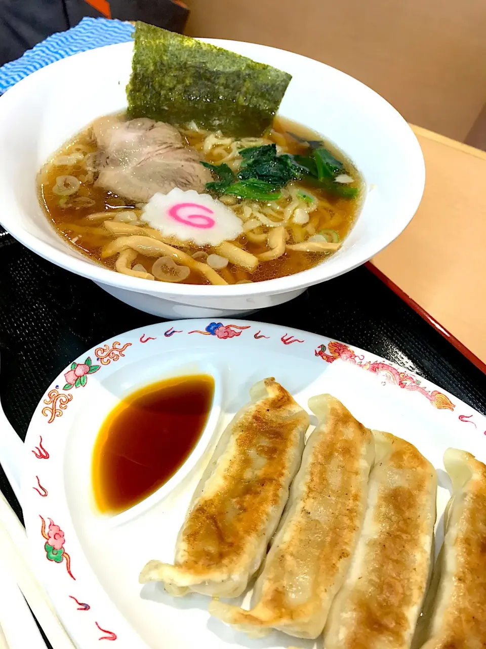 佐野醤油ラーメン🍜&宇都宮餃子🥟😘|ナムナムさん