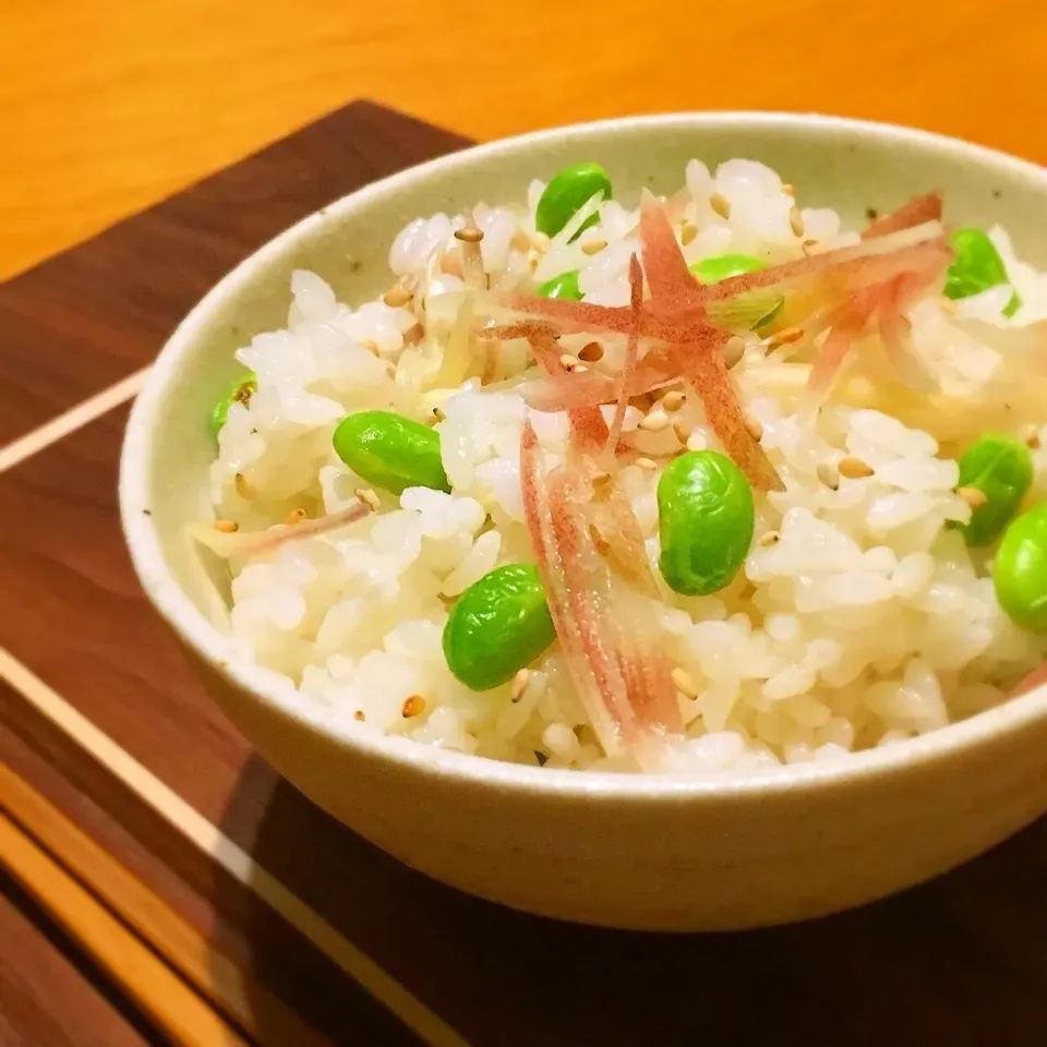 Snapdishの料理写真:枝豆みょうがごはん🍚|もなかさん