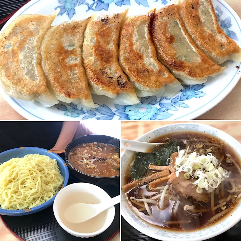 Snapdishの料理写真:醤油ラーメン、味噌つけ麺、餃子|純さん