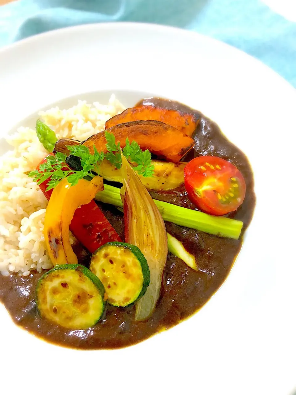 Snapdishの料理写真:夏野菜カレー😃🌶🍆🍛|あしゃぱんさん