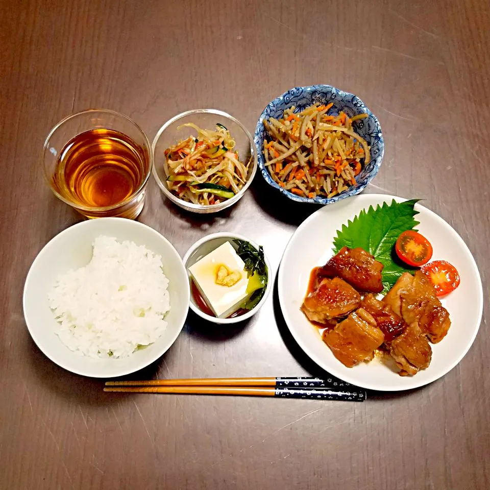 鶏肉の照り煮の夜ご飯♡|Mami.Nさん