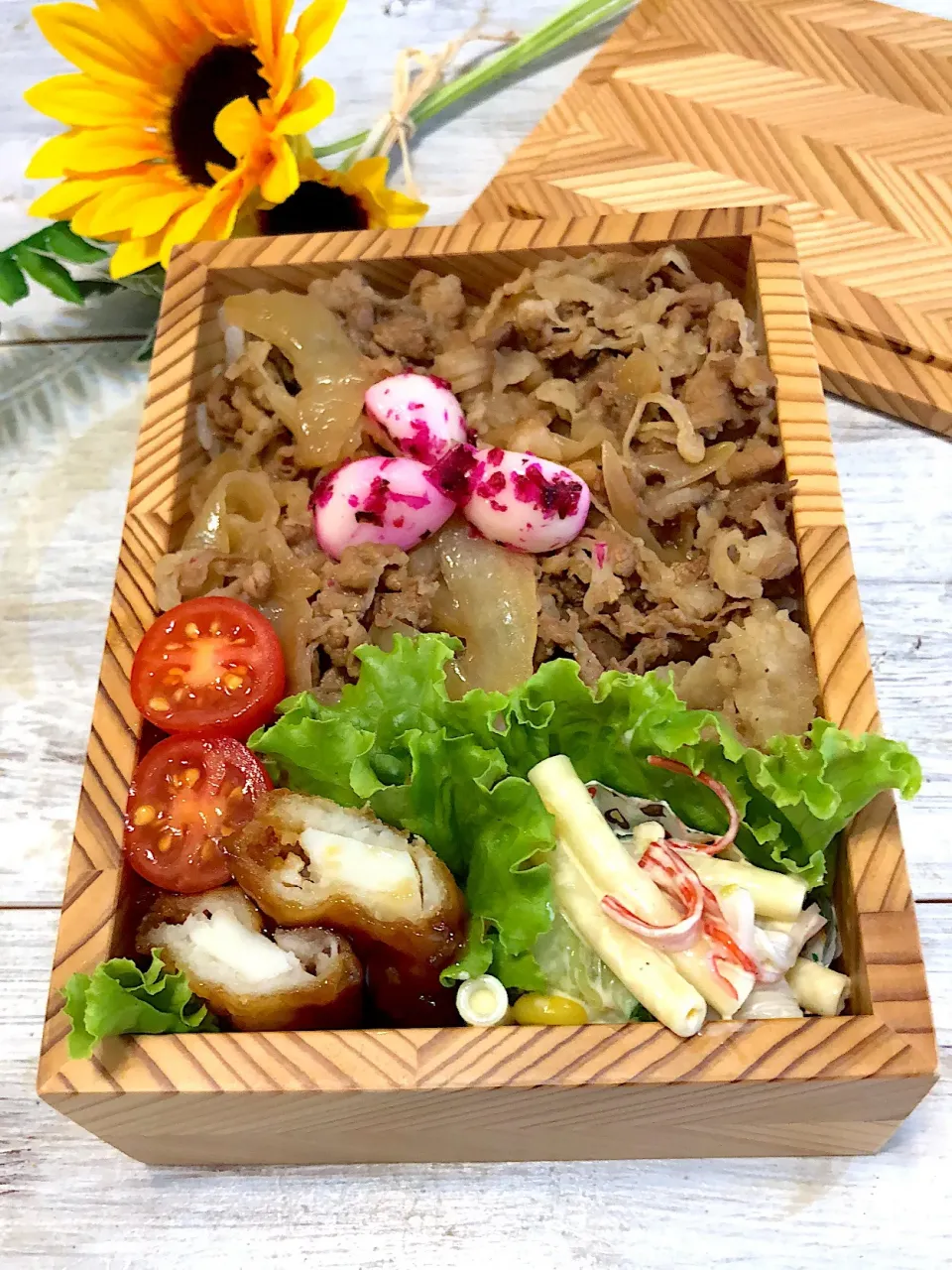 牛丼弁当|LaLamamaさん